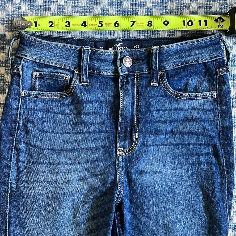 Hollister Women’s 24x30 Highrise Super Skinny Stretch Dark Washed Blue Jeans